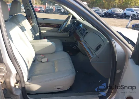 2005 Mercury Grand Marquis Ls/Lse из США, поврежденный, VIN 2MHFM75W95X629495